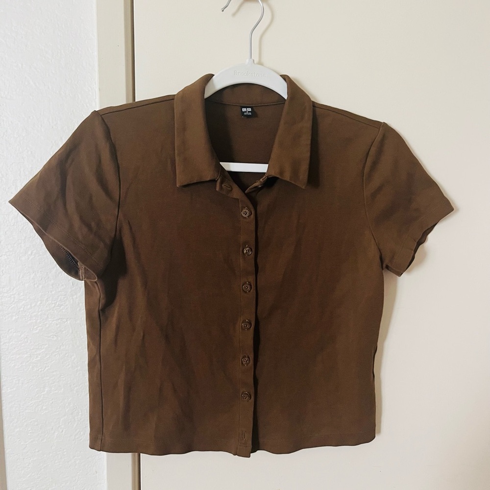 Uniqlo Brown Short-Sleeve Button-Front Shirt